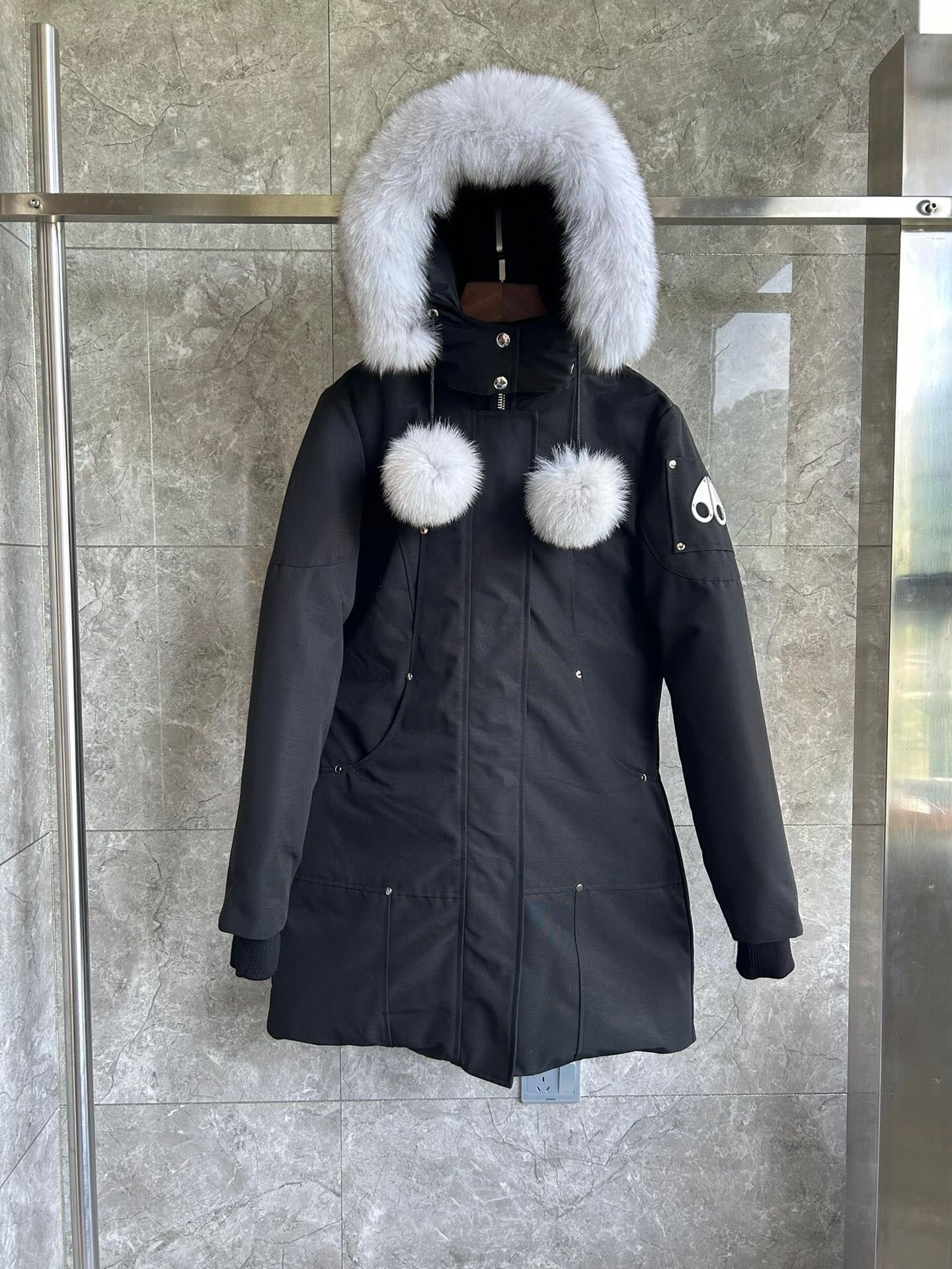 Moose Knuckles Stirling Parka J01 Moose Knuckles Stirling Parka J01